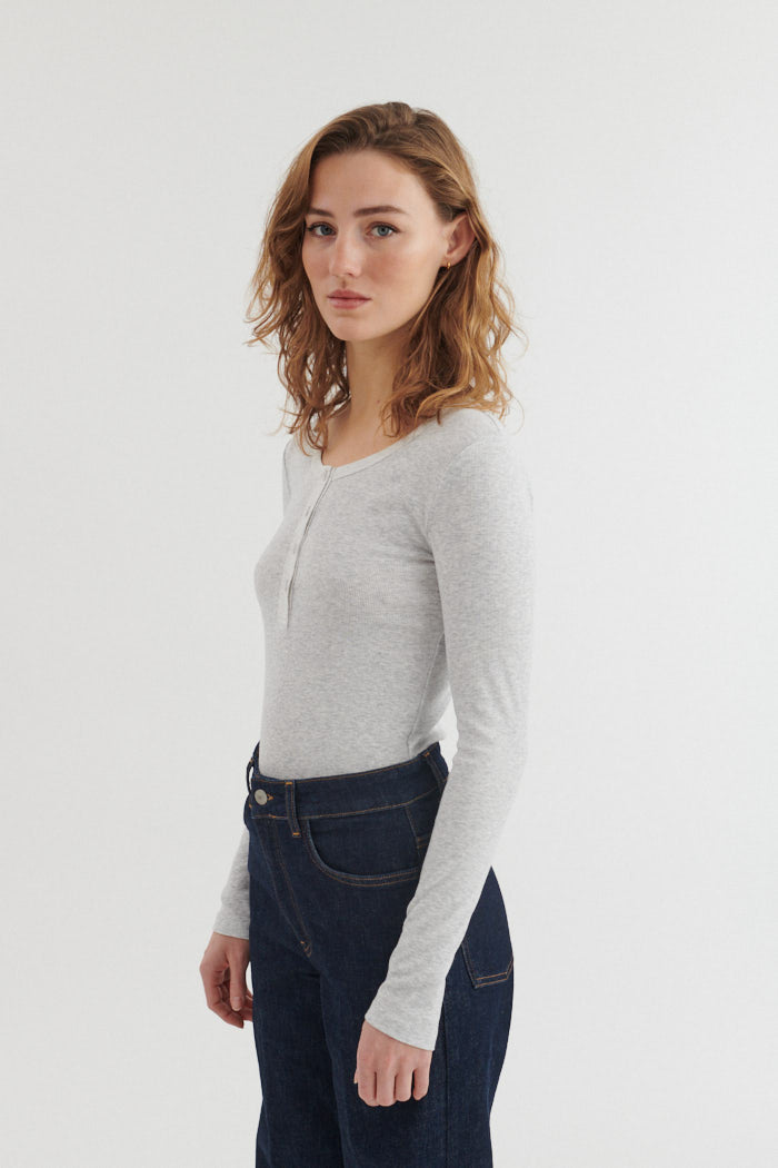 Basic Apparel Ludmilla LS Granddad T-shirts 318 Light Grey Mel.
